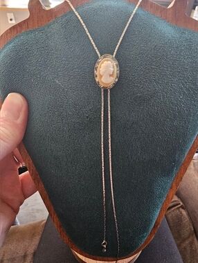 Vintage Cameo Necklace